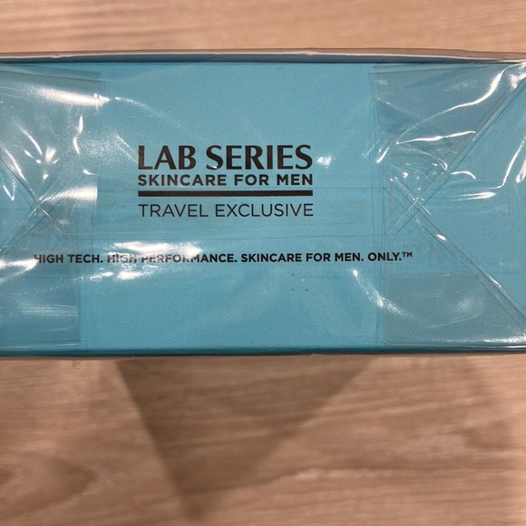 Lab Series Hydration boost set for Men - Picture 2 of 7